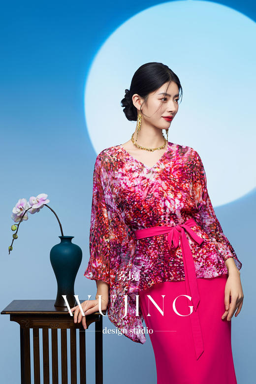 3205001 瑰意玫粉 重磅烧花印花料/进口纹理蜂窝缎上衣＋吊带裙 雾境 商品图2