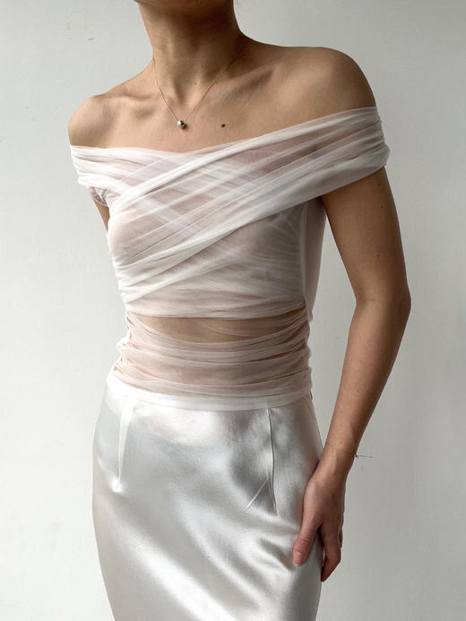 SIJIA｜白色一字肩褶皱网纱T [ 白SS2511 ] 商品图4