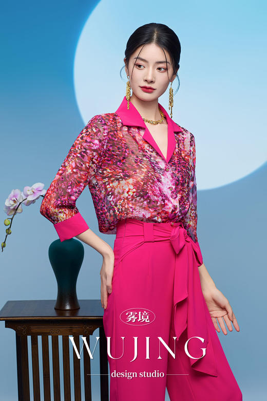 3205099 瑰意玫粉 重磅烧花印花料/进口纹理蜂窝缎上衣 雾境 商品图5