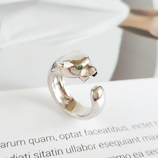 【95新】Cartier卡地亚Panthere de Cartier系列中号18K白金镶沙弗莱石榴石缟玛瑙猎豹戒指中性款现售价：26500！021220TJ01 商品图6