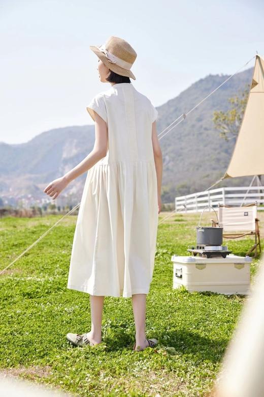 L.Fleuri 杏色文艺感小飞袖宽松衬衫连衣裙 18188 商品图2