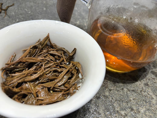 「蓝蜜蜂·红茶」龙脊头采红 商品图1