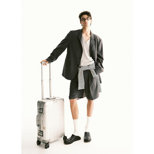 棉仓3621001001-【北海泡沫】浅花灰圈圈肌理深V领型编织长袖T 商品图3