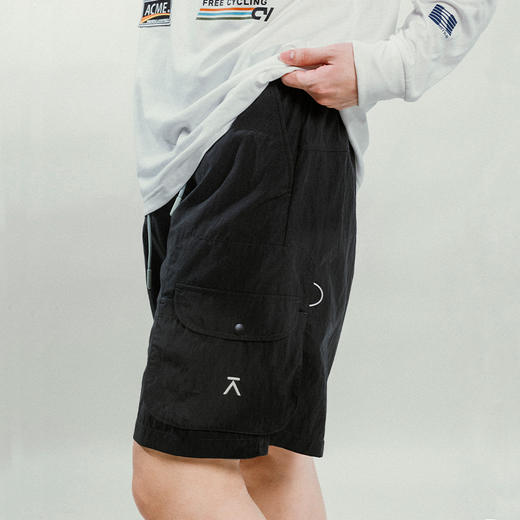 【出游季特惠】ACMEITEM爱棵米 户外亲子大容量口袋短裤宽松绣花休闲裤子男女GAG3220988C 商品图2