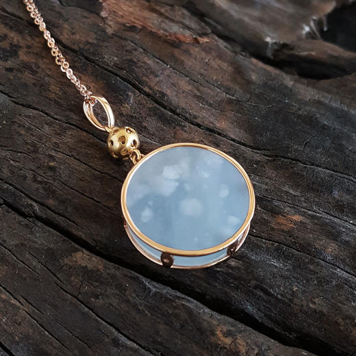 【天然正品】AU750玫瑰金镶天然细腻冰种圆形无事牌翡翠吊坠项链140425NJM02 现售价：3080 商品图3