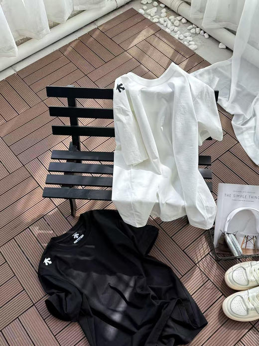 外贸尾单，青岛代工厂渠道，迪桑特情侣款速干体恤，抗菌速干面料。黑白两色。
尺码M-3XL 商品图12