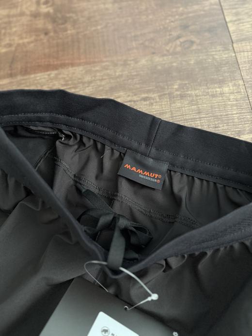 点此购买 猛犸象夏季男士户外速干轻量化激光打孔压胶短裤五分裤 LL 316103 商品图11