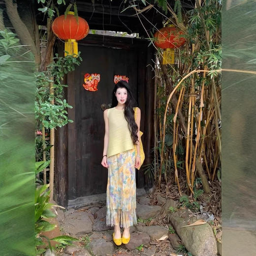 2025三宅褶皱油画印花碎花百褶裙垂坠感开叉直筒包臀半身裙女款！ 商品图1