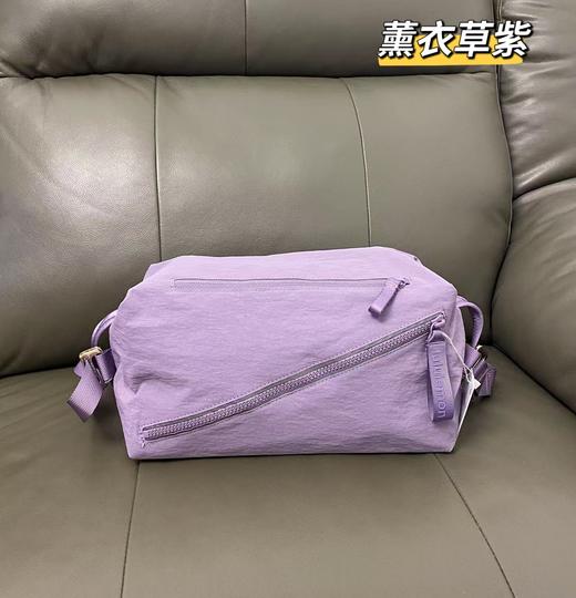 点此购买 lululemon露露女士运动瑜伽健身斜挎单双肩背包 st 316247 商品图3