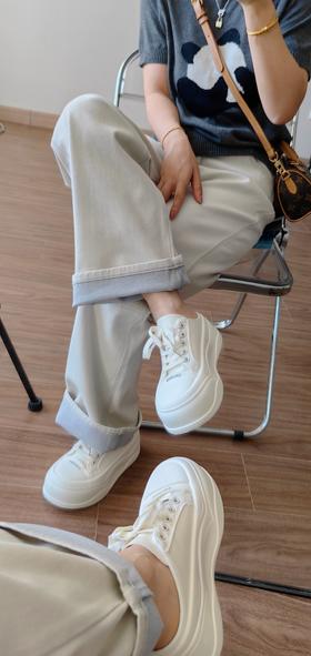 自留上脚舒适小香风猪理皮透气字母鞋拖