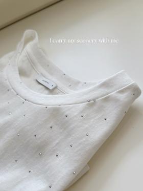 随身携带你的风景 | 发光的你 全工艺烫细钻精梳棉宽松休闲tee 米白色