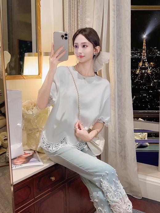 张心子【白茶物语】圆领蕾丝拼接T恤上衣 U2504072 商品图4