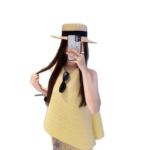 三宅褶皱上衣！2025新款小众设计感女装！A字不规则薄款无袖圆领T恤女款！ 商品图5