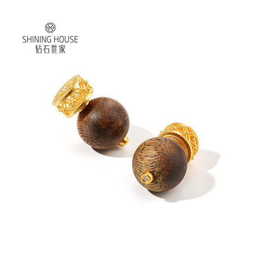 【钜惠价】【沉香黄金】【香遇·摩登系列】钻石世家 足金钻石耳环 古韵沉香与华贵黄金碰撞组合 汇聚非遗之美【黄金产品不支持无理由退换货】预计3-5天发货 商品图1