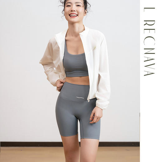 L RECNAVA 莱卡·健身运动一体式美背后背交叉U领胸衣 无尴尬线三分骑行短裤套装【可分开买】 商品图3