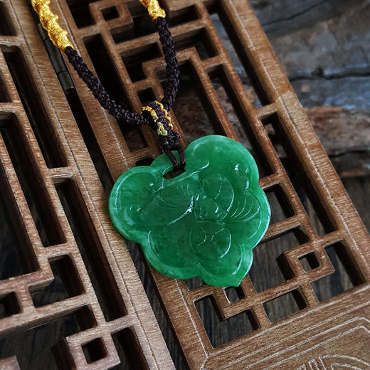 天然细腻糯种满绿如意翡翠吊坠项链30.9*31.5*3.2MM（皆取最大值）女士现售价：2480！140425NJS09 商品图7