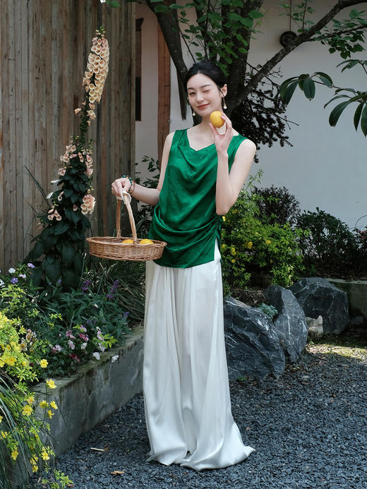 盛唐牡丹| 船领抓褶真丝背心 商品图6