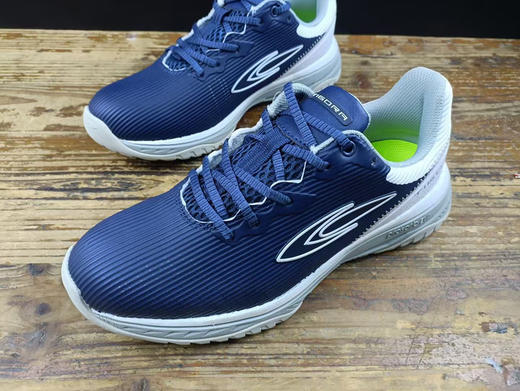 外贸正品 TIGORA防水高尔夫球鞋，固定钉，孤品41码，特价无质量问题不退换。 商品图1