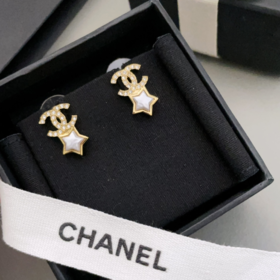 CHANEL香奈儿小星耳钉（XJ）
