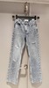 CKJ 女 牛仔裤 J2239521AA 商品缩略图0