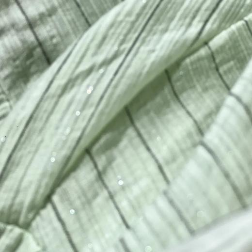 纸醉金迷银丝细闪竖条纹衬衫 | 采用「经向嵌织工艺」暗藏0.3mm进口银丝，blingbling太吸睛 商品图7