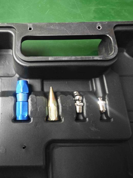 【货号02582】锂电黄油枪喷嘴配件加长杆软管黄油枪配件箱子 商品图3