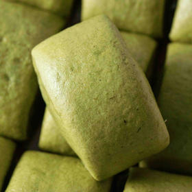 限时尝鲜🌱云朵艾草手作馒头