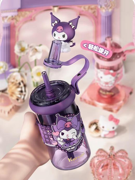 【春上新】9楼母婴生活馆 艾可思果茶太空吸管杯三丽鸥派对果茶太空杯高颜值吸管水杯660mL 吊牌价：59.9元 活动价：49.99元 商品图1