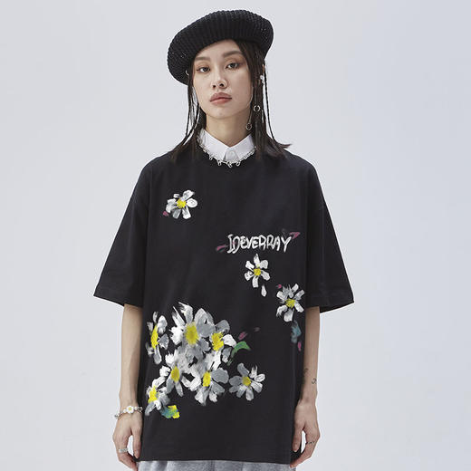 IDEVERRAY原创油画手绘小雏菊印花短袖男国潮街头宽松T恤衣服夏季 商品图3