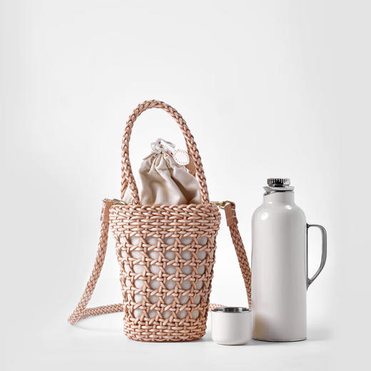 学古迷你全手工牛皮编织皮包 水桶包可斜挎三色可选手工编织 原色 扭花编袋 商品图2