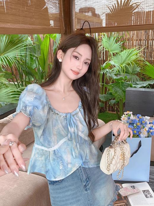 张心子【腿精秘籍】通勤风百搭木耳花边短裙牛仔半身裙 U2504029 商品图1