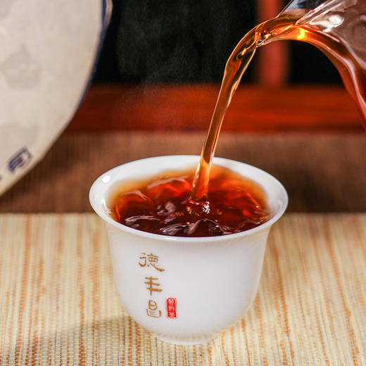 德丰昌【德字饼·熟茶】 357克/饼   2024年压制  2021年原料 商品图7