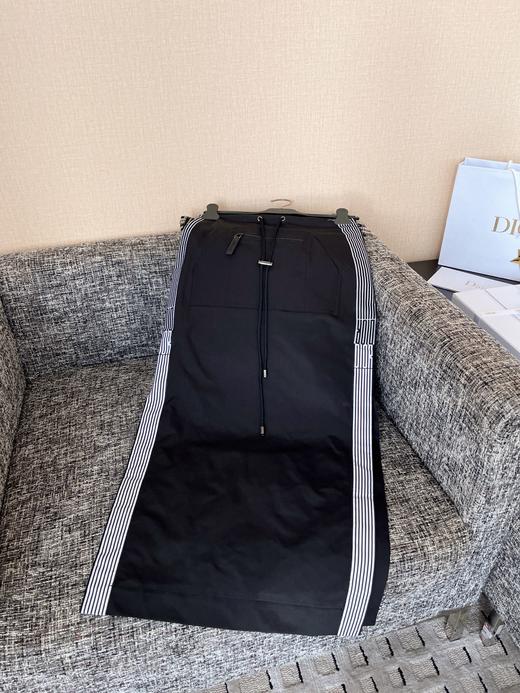 迪奥 25早春黑白撞色条纹休闲裙子（TM） 商品图9