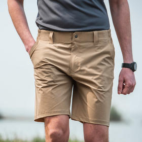 通行者超轻简洁短裤