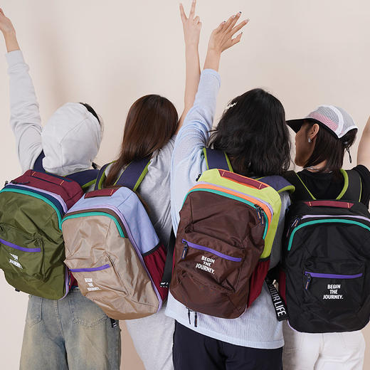 趁早即刻出发大容量双肩背包耐磨可平摊行李包可放电脑可套拉杆箱 商品图0