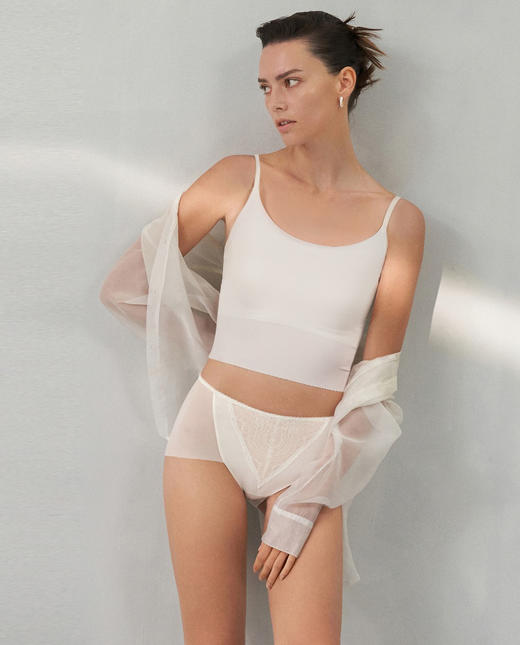 【免穿Bra 】官网499！爱Mu纳米珍珠氨基酸美肤吊带 无痕乳胶短款背心 免穿文胸外穿打底内衣 商品图3