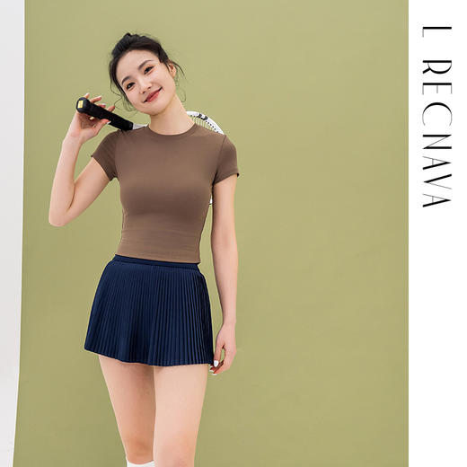 L RECNAVA 细螺纹四面弹短款修身运动短恤 小个子显瘦显高露腰T 商品图2