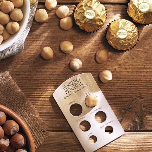 费列罗FERRERO ROCHER 榛果威化巧克力制品 300g(24粒装)/盒 商品图2