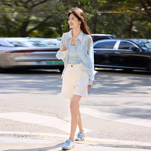 【专属特价】熙世界重工晕染防晒衬衫女夏季户外穿搭宽松慵懒长袖薄款衬衣上衣 商品图2