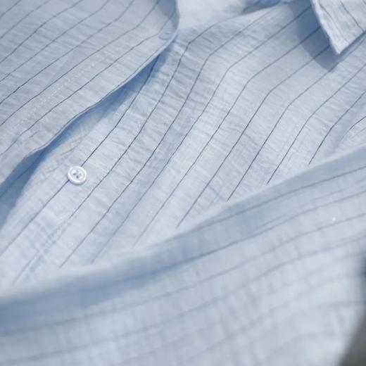 纸醉金迷银丝细闪竖条纹衬衫 | 采用「经向嵌织工艺」暗藏0.3mm进口银丝，blingbling太吸睛 商品图2