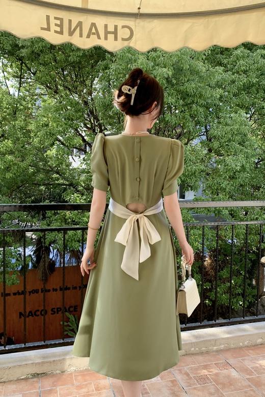 Le Malene 豆绿色方领泡泡袖连衣裙 18199 商品图3