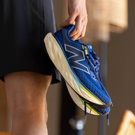 NEW BALANCE/NB 1080 V14 男女款 舒适缓震运动透气耐磨跑步鞋 商品图4