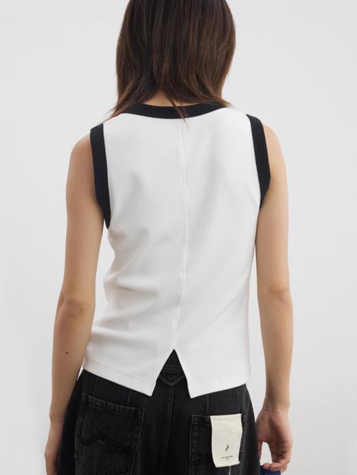 步履不停/5A12033C/拼色背心打底背心 商品图2