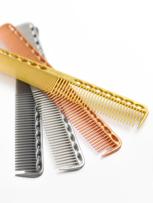 YS/PARK  YS-339 限量版型/贵金属色系列/金黄色/铜褐色/银灰色/金属灰/ 耐热度160/剪发梳裁剪梳短发精修 商品图1