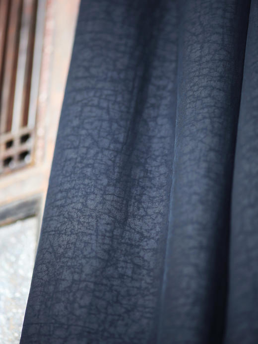 盛唐牡丹| 真丝龟纹香云纱手推盘金绣女裤 商品图2