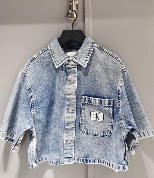 CKJ 女 牛仔衬衫 J2239591AA 商品图0