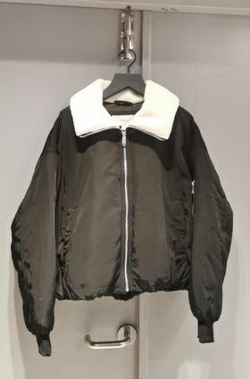 CKJ 女 羽绒服 J224592BEH