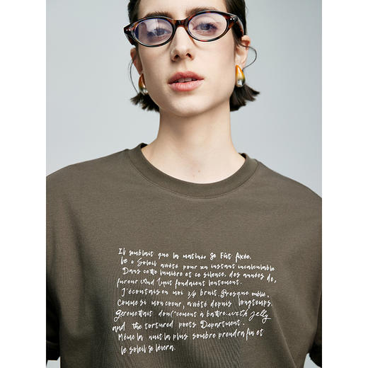 棉仓362601006-初棉艺术字母印花宽松短袖T恤 商品图2