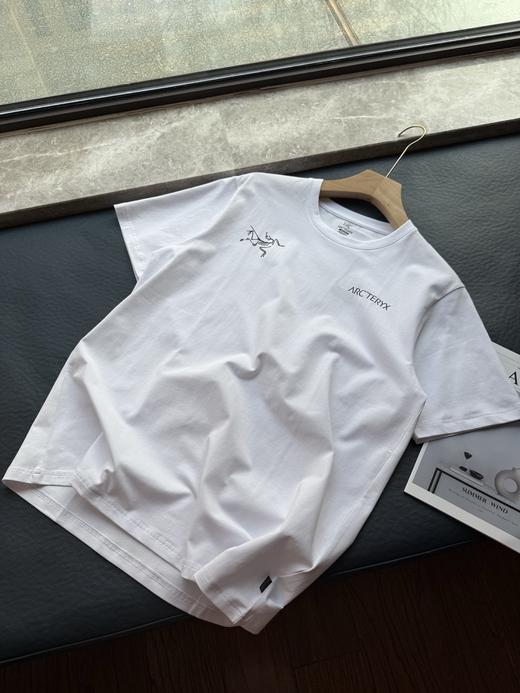 点此购买 始祖鸟夏季男士有机棉短袖T恤 xj 316248 商品图3