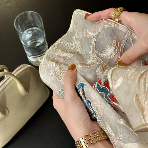 【不退不换】【预售7天】良木礼国风夏季真丝马甲（890171） 商品图1